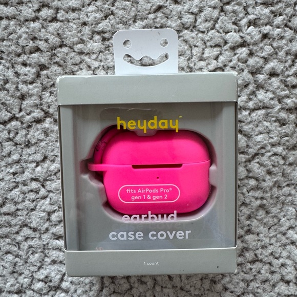 Heyday Vibrant Pink Earbud Case - Picture 1 of 1
